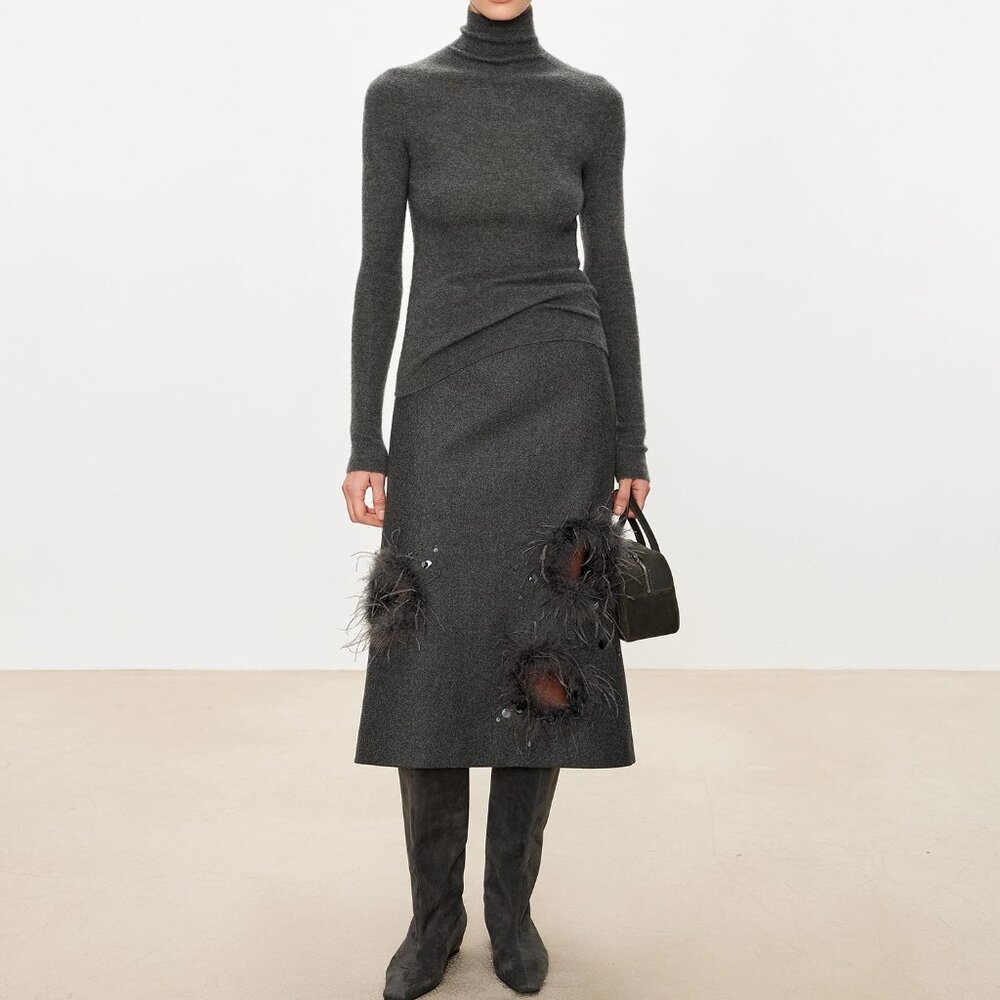 CHICJOC Ostrich Feather Embellished Wool Midi Skirt Luxury Handcrafted Appliqué - Picture 2 of 16